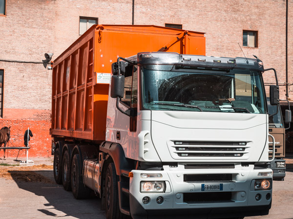 Trasporto-rifiuti-solidi-modena