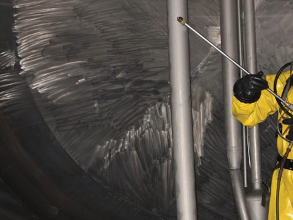 Inertizzazione-di-cisterna-gasolio-interrata-modena