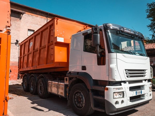 trasporto-adr-autorizzato-di-rifiuti-formigine